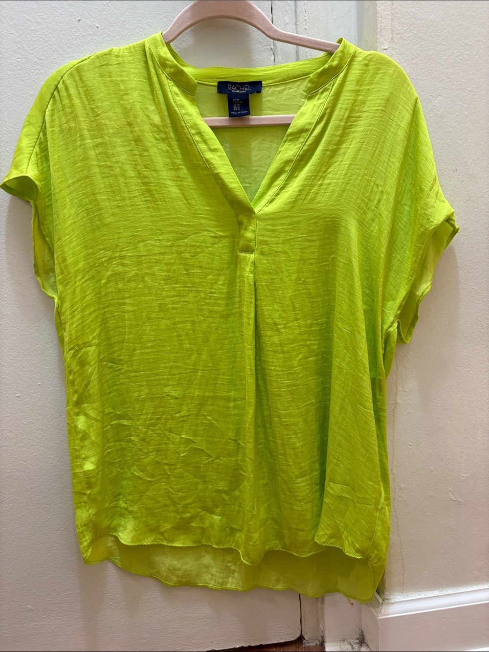 RACHEL Rachel Roy Neon Lime Short Sleeve V-Neck Blouse Size Medium